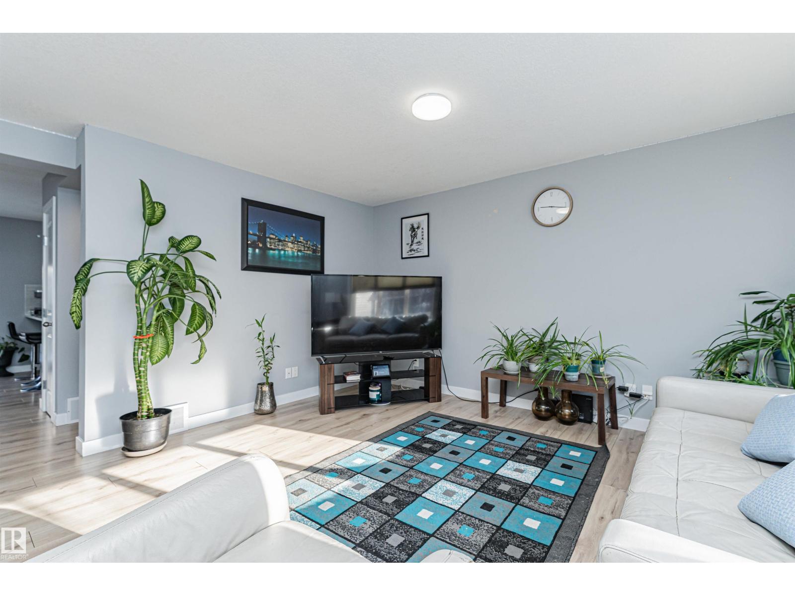 #35 675 ALBANY WY NW NW, Edmonton