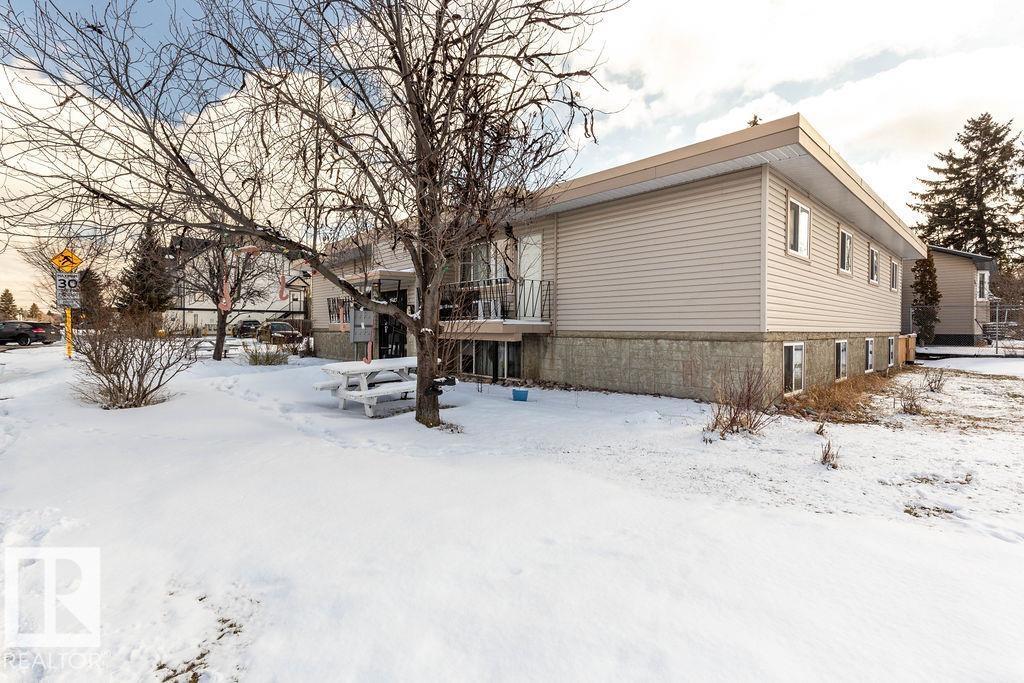 #7 15431 93 AV NW, Edmonton