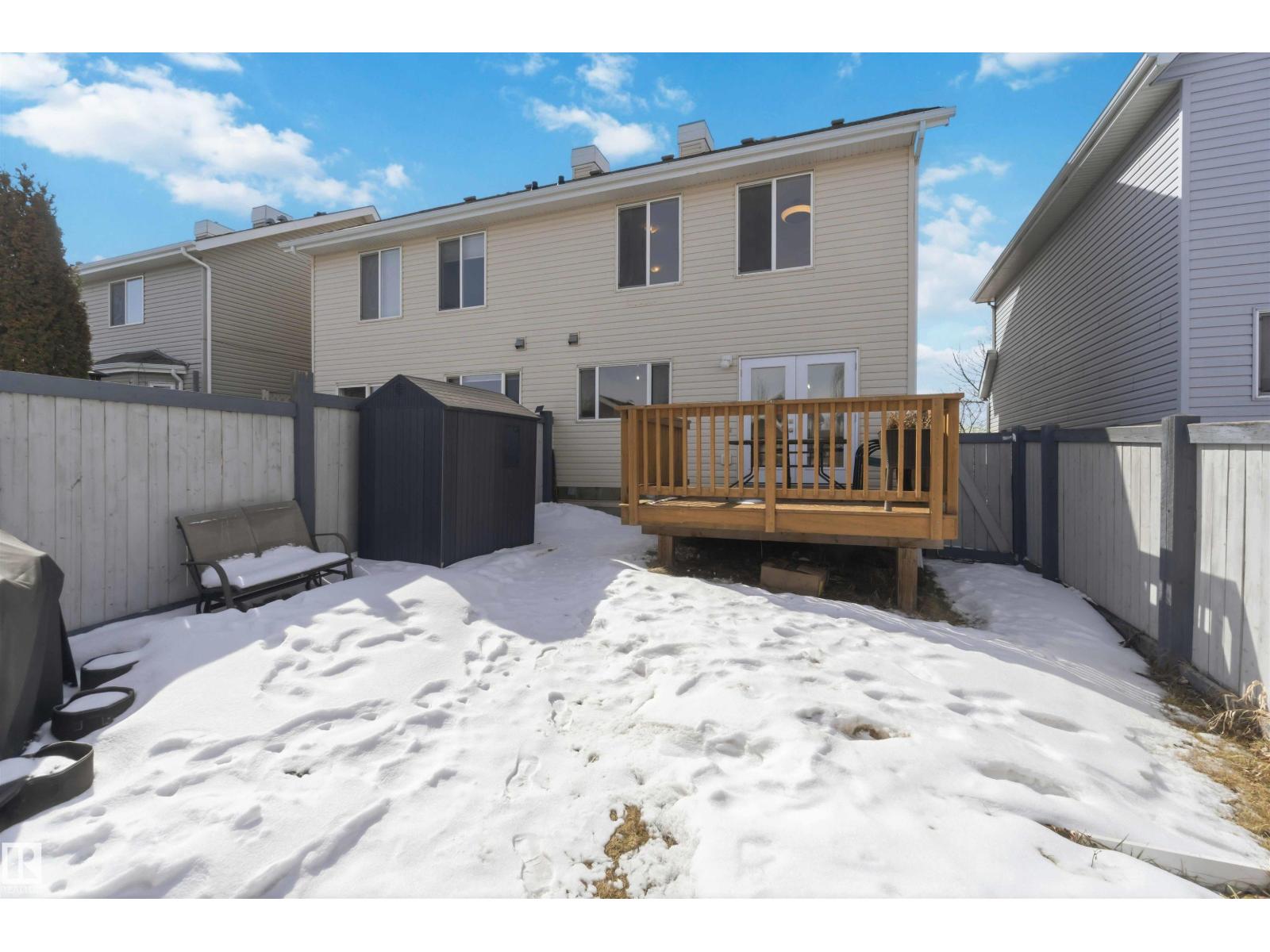 2003 71 ST SW, Edmonton