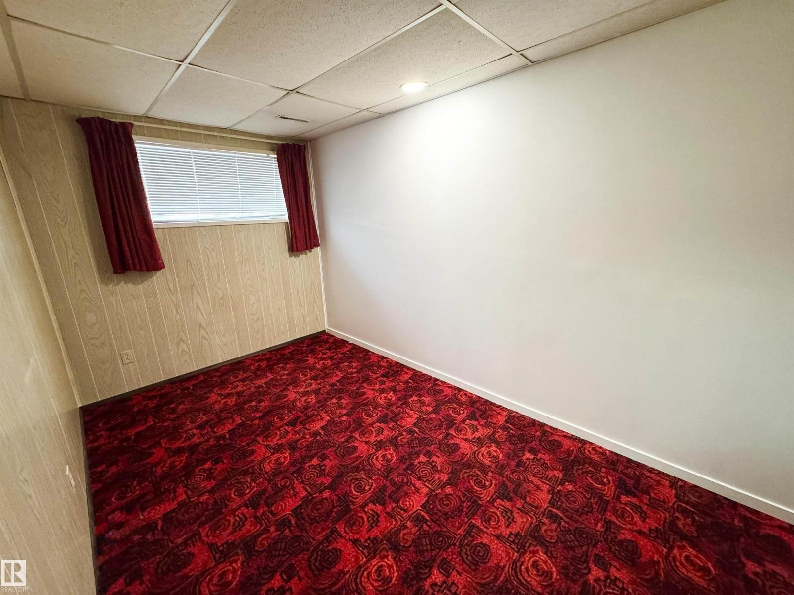 8507 35 AV NW, Edmonton