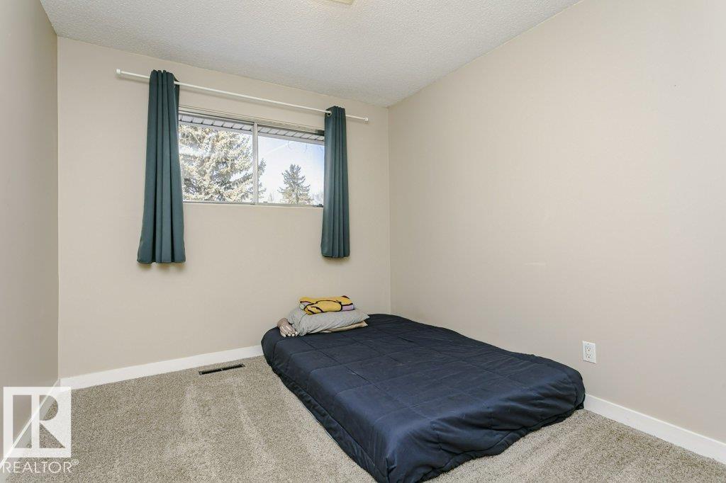 31 SANDPIPER DR, Sherwood Park