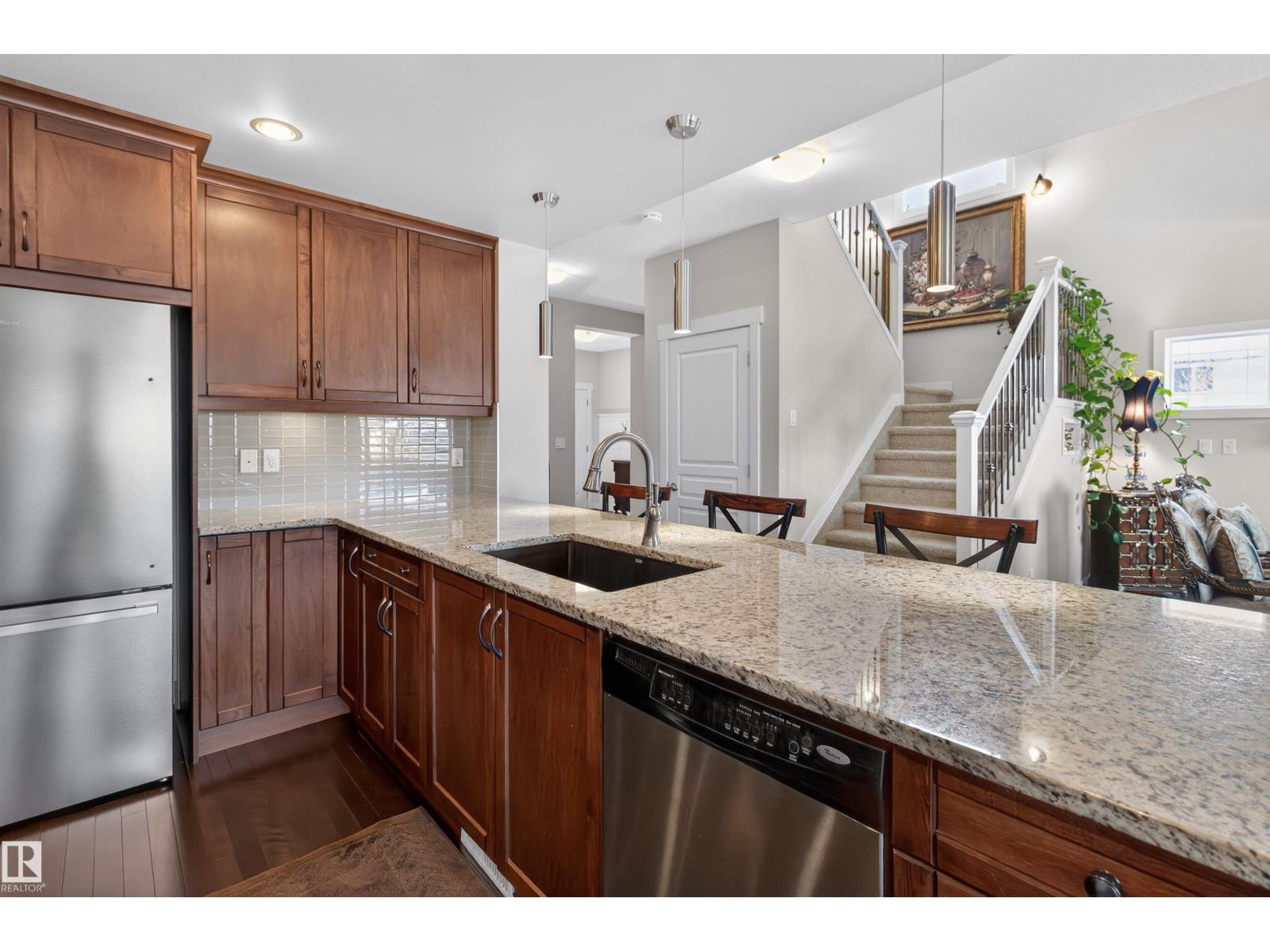 22030 95A AV NW, Edmonton