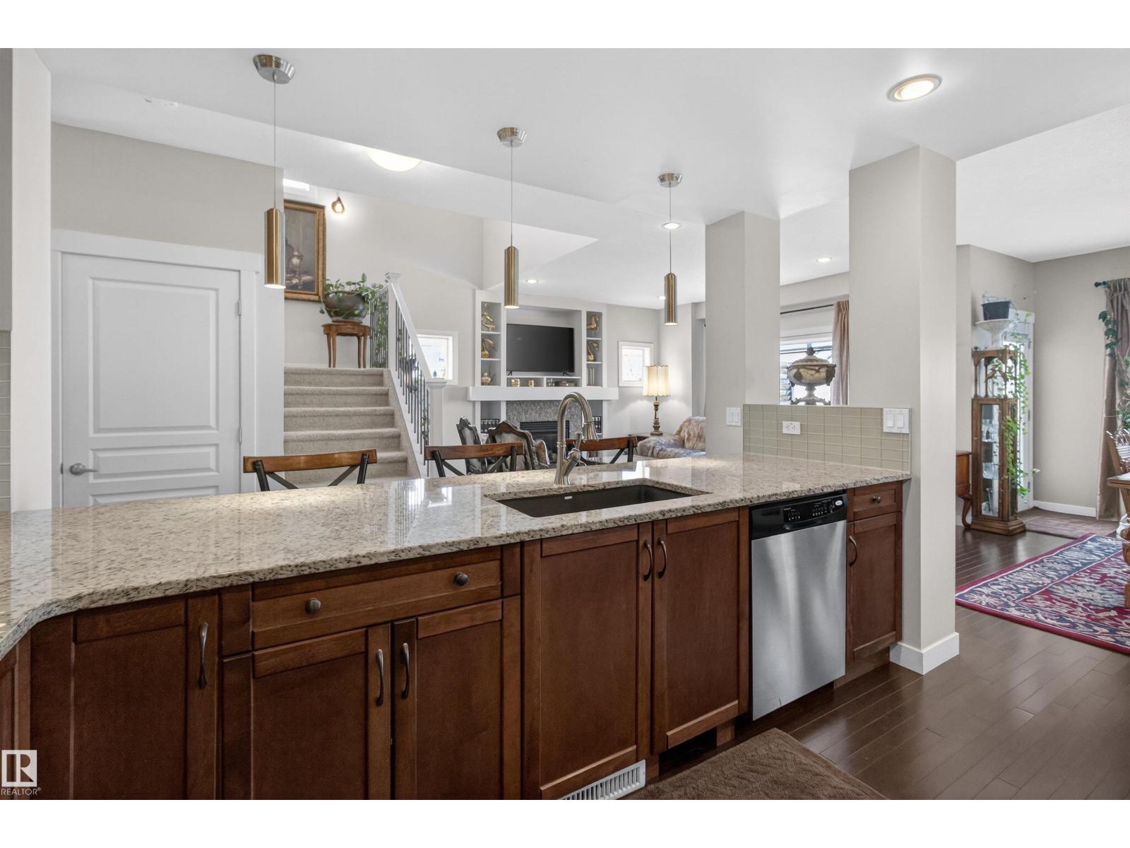 22030 95A AV NW, Edmonton