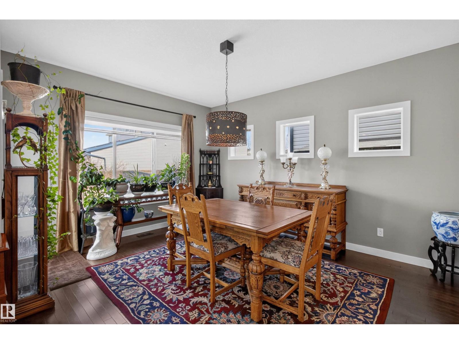 22030 95A AV NW, Edmonton