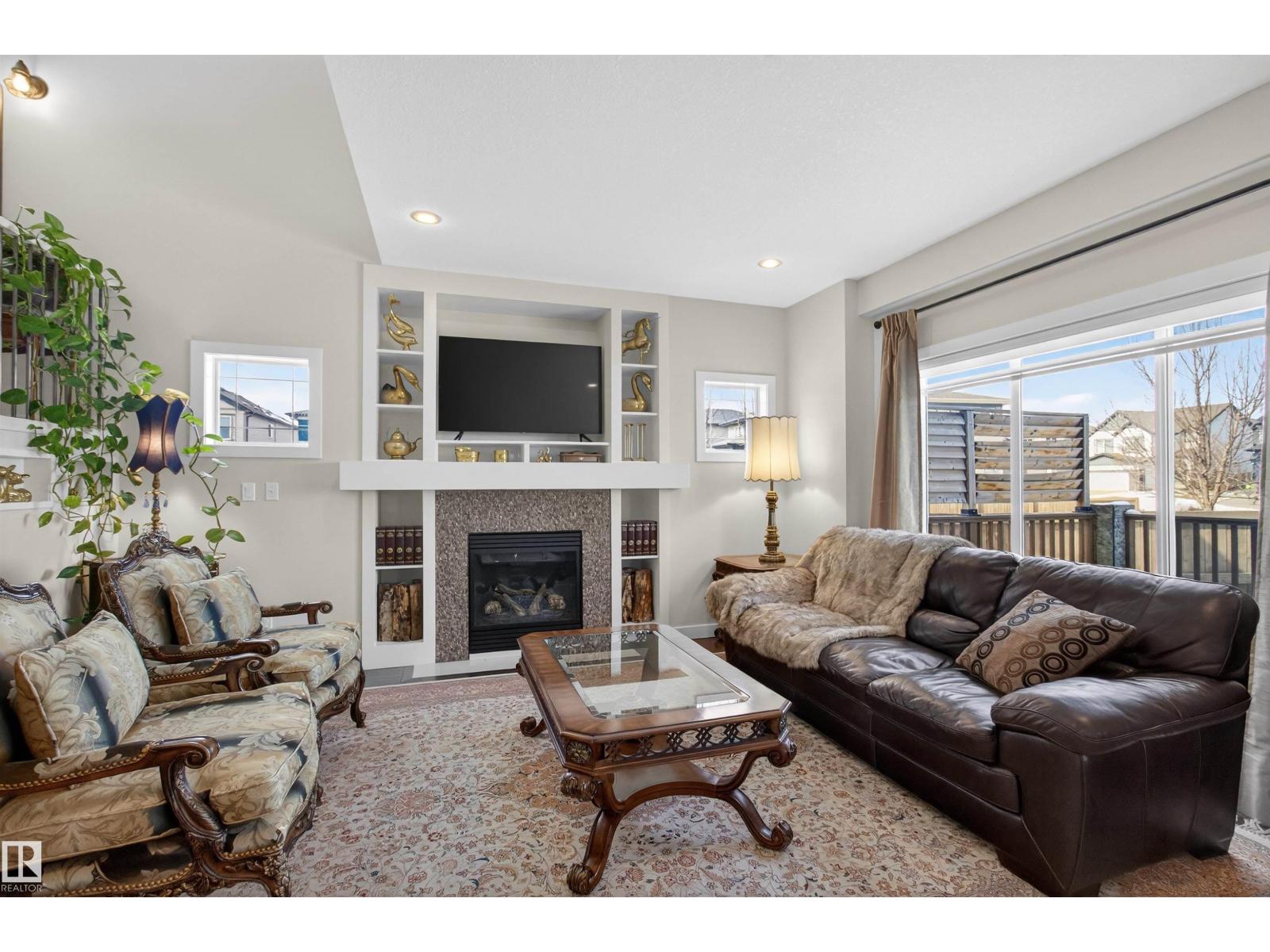 22030 95A AV NW, Edmonton