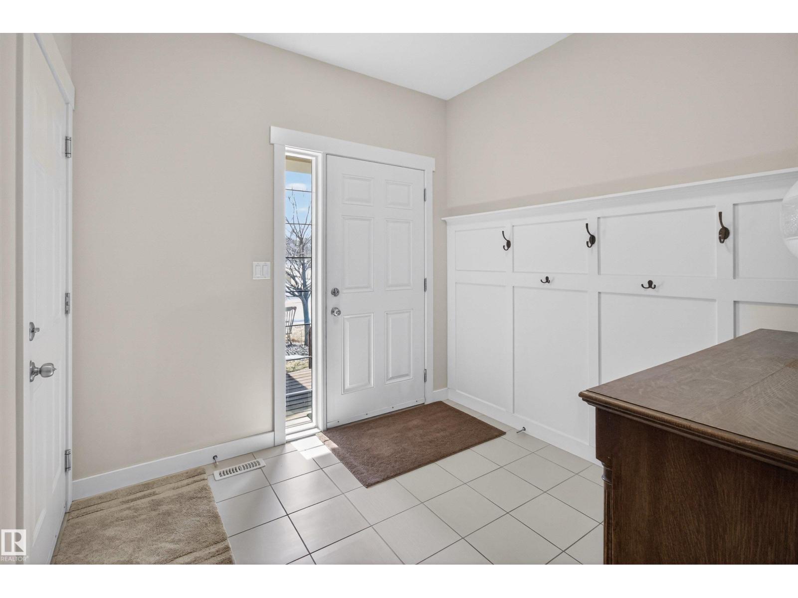 22030 95A AV NW, Edmonton