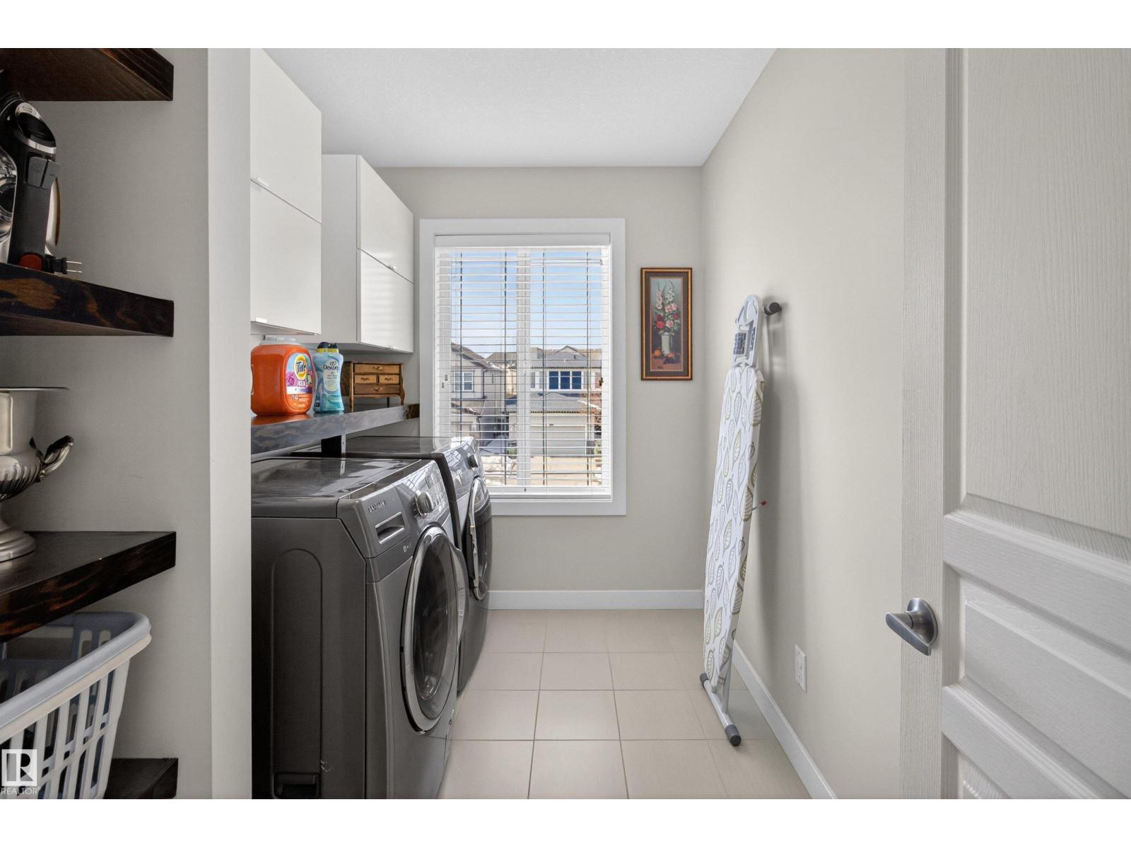 22030 95A AV NW, Edmonton