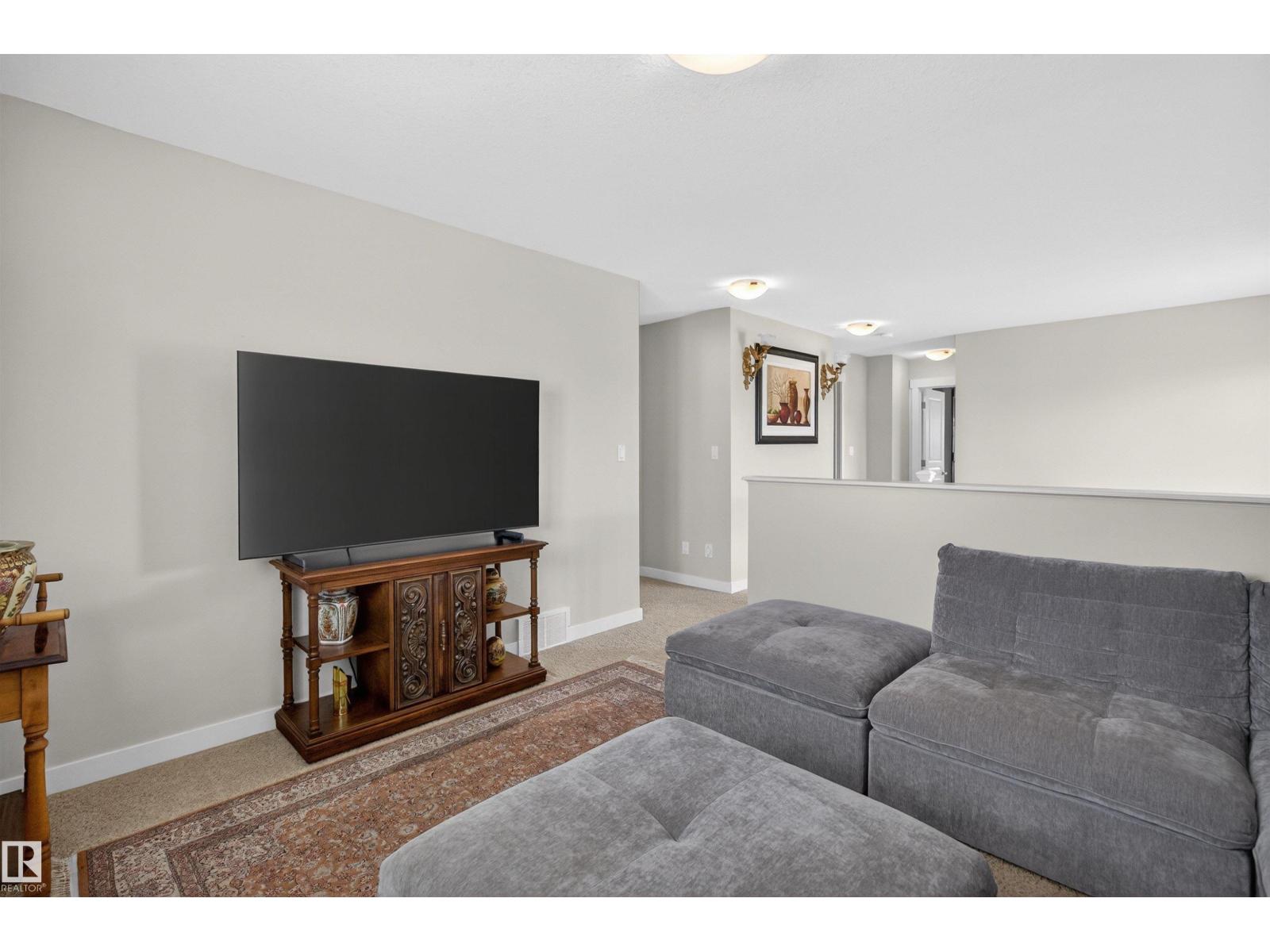 22030 95A AV NW, Edmonton