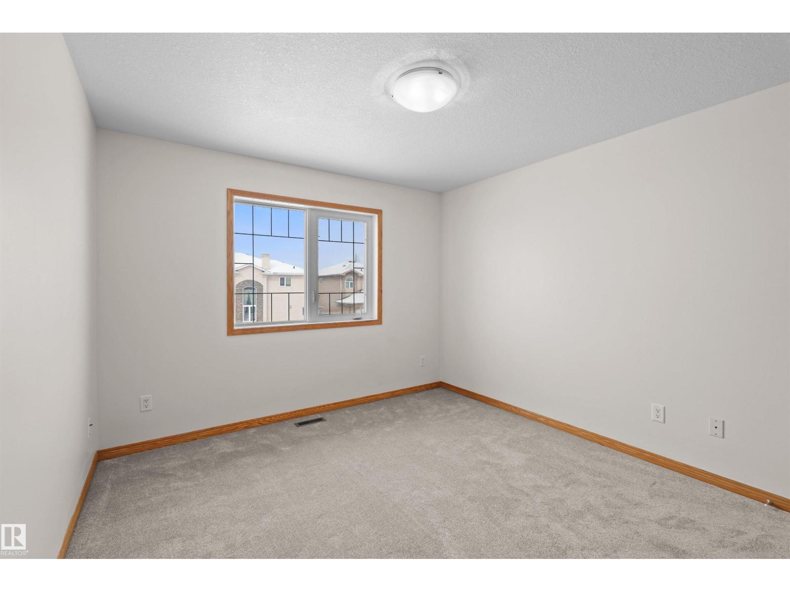 15907 91 ST NW, Edmonton