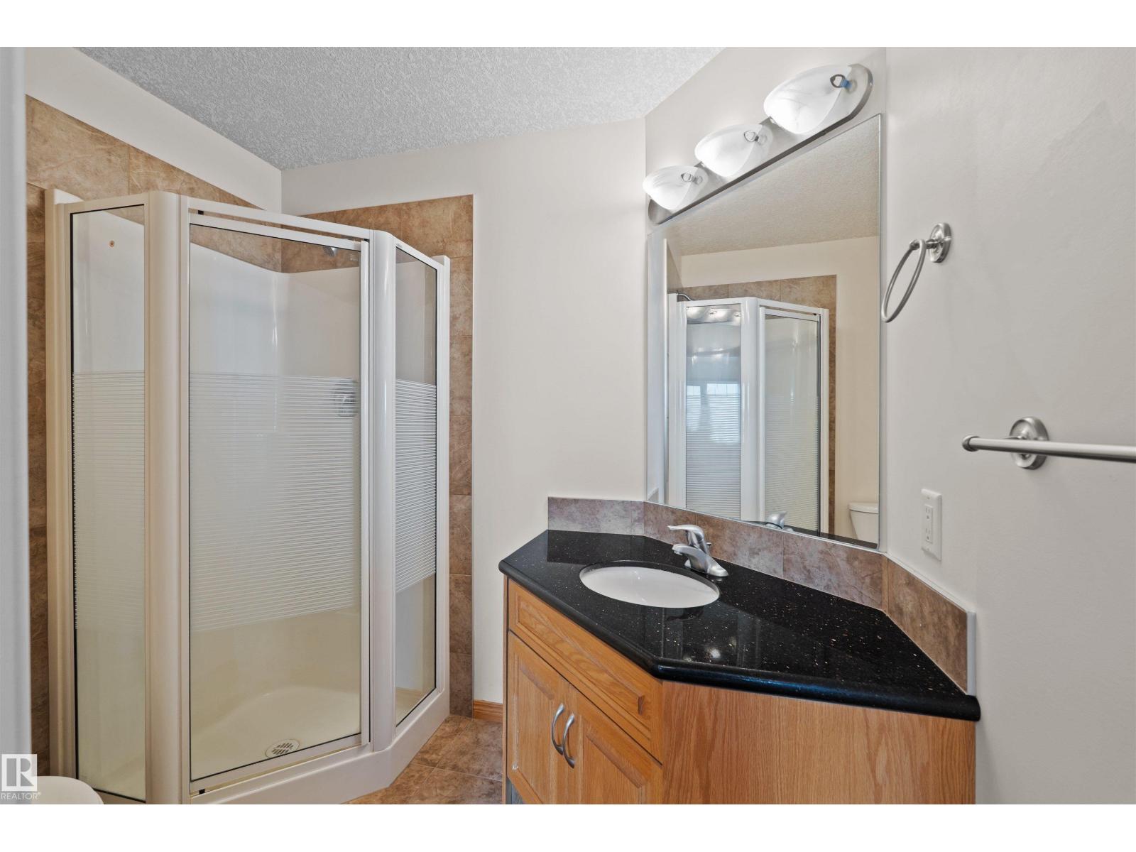 15907 91 ST NW, Edmonton