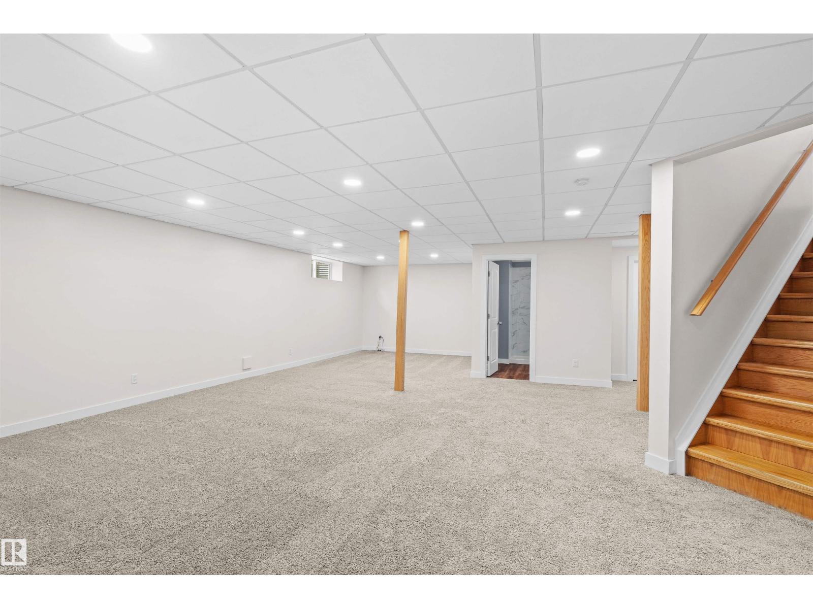 15907 91 ST NW, Edmonton