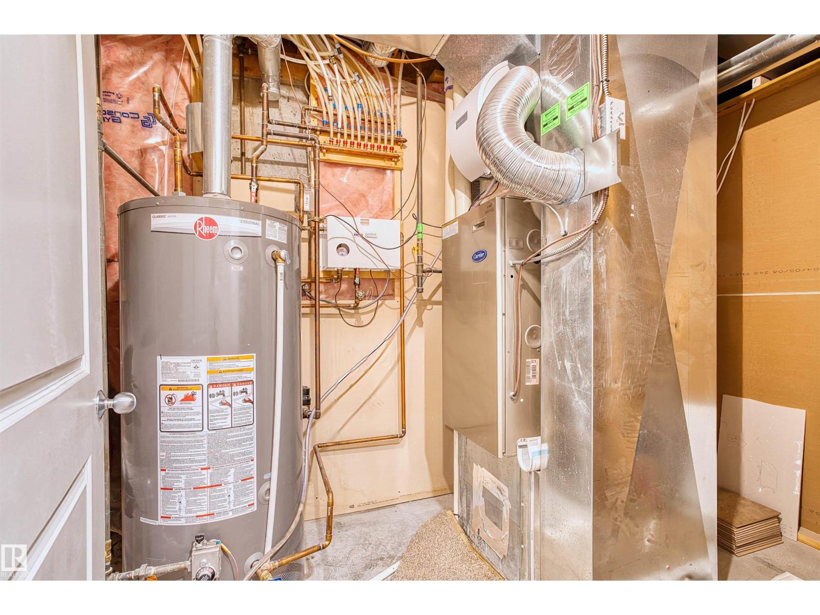 15907 91 ST NW, Edmonton