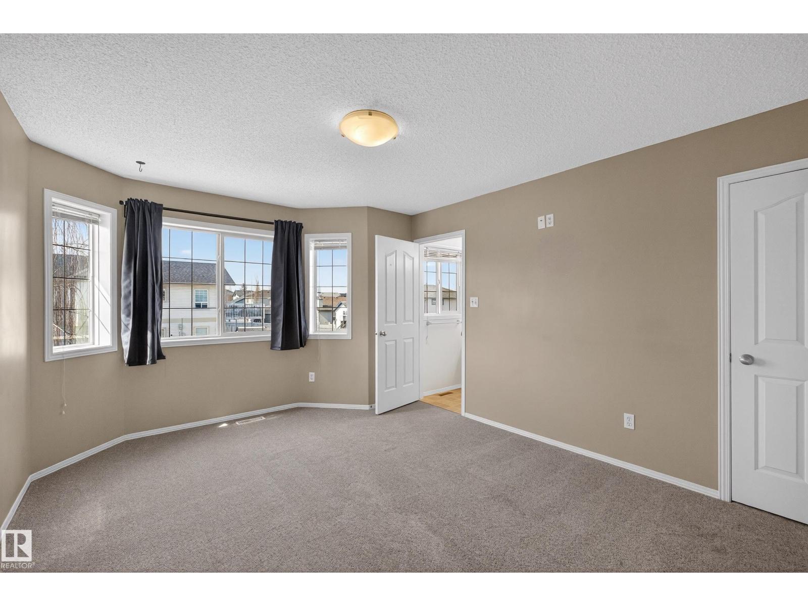 3779 18 ST NW, Edmonton