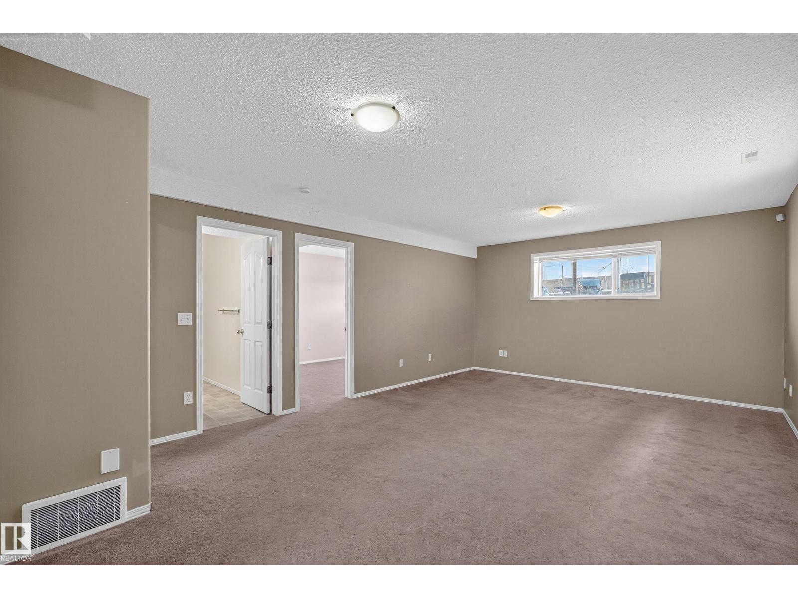 3779 18 ST NW, Edmonton