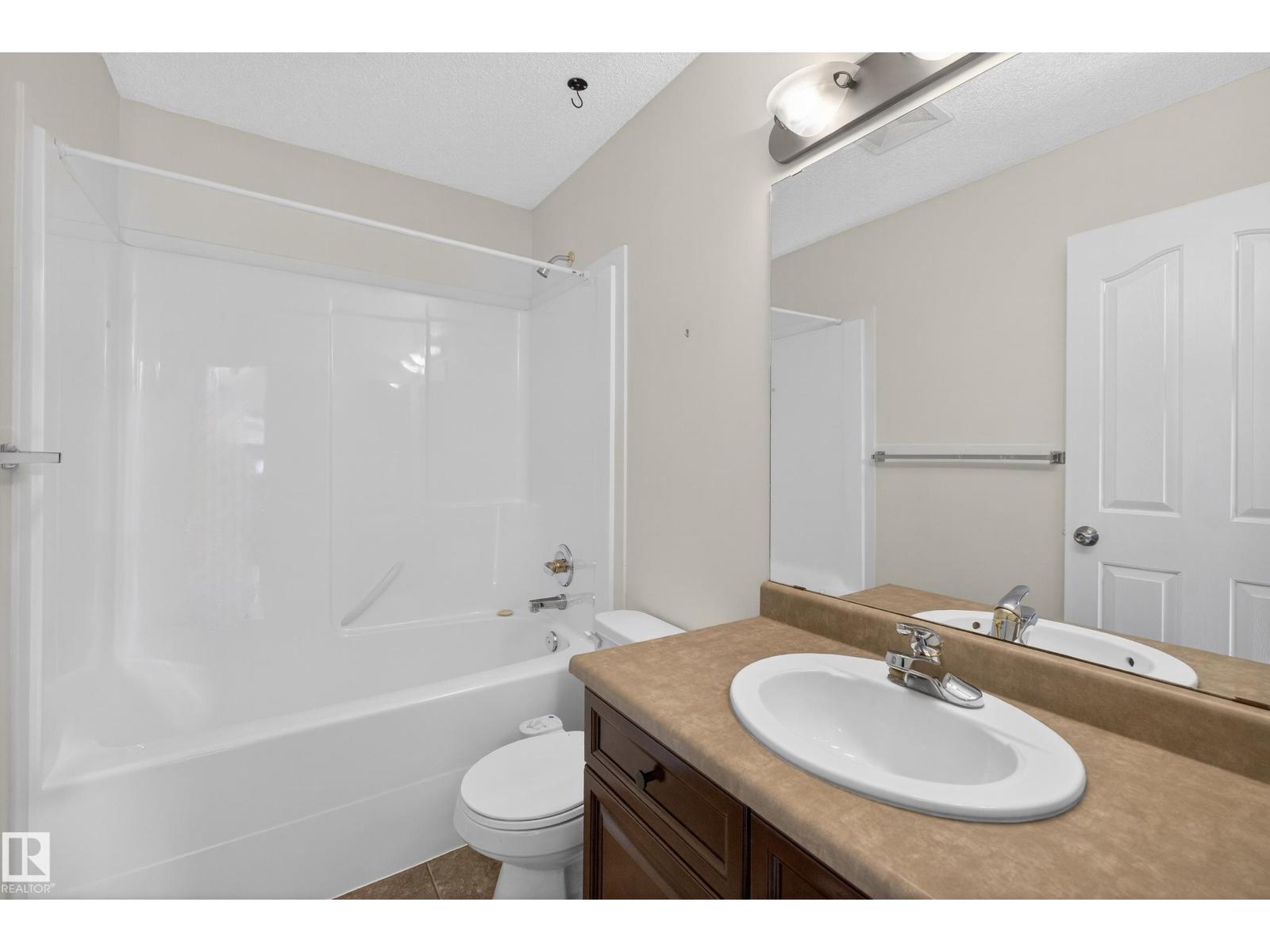 3779 18 ST NW, Edmonton