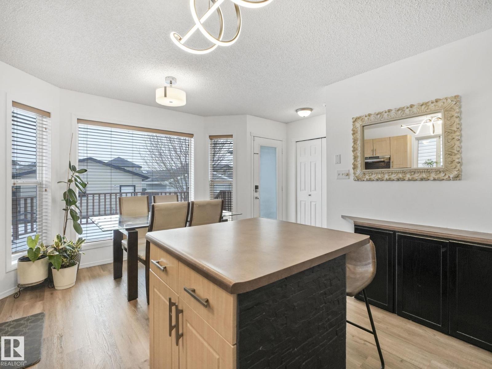 21360 88 AV NW, Edmonton