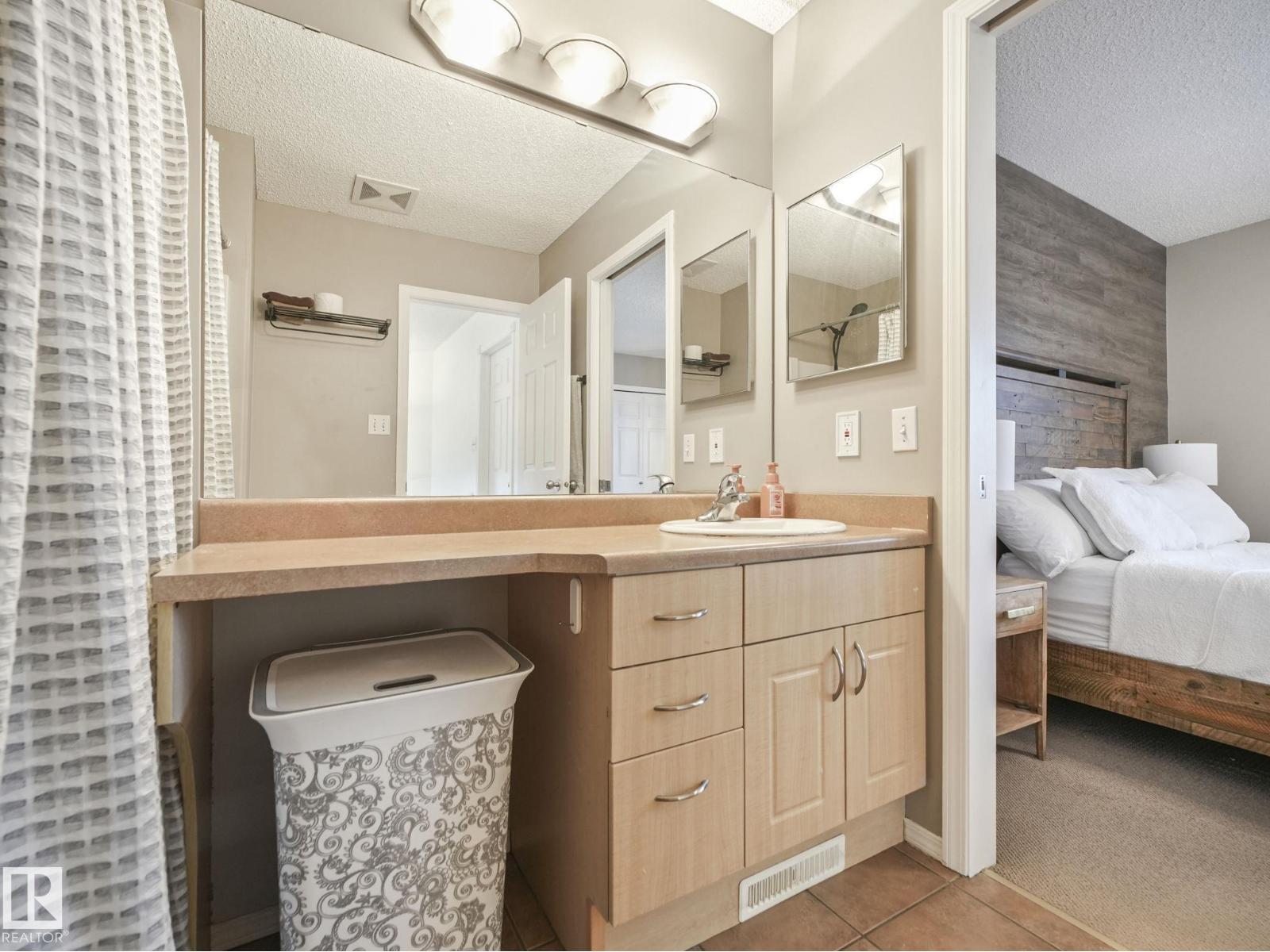 21360 88 AV NW, Edmonton