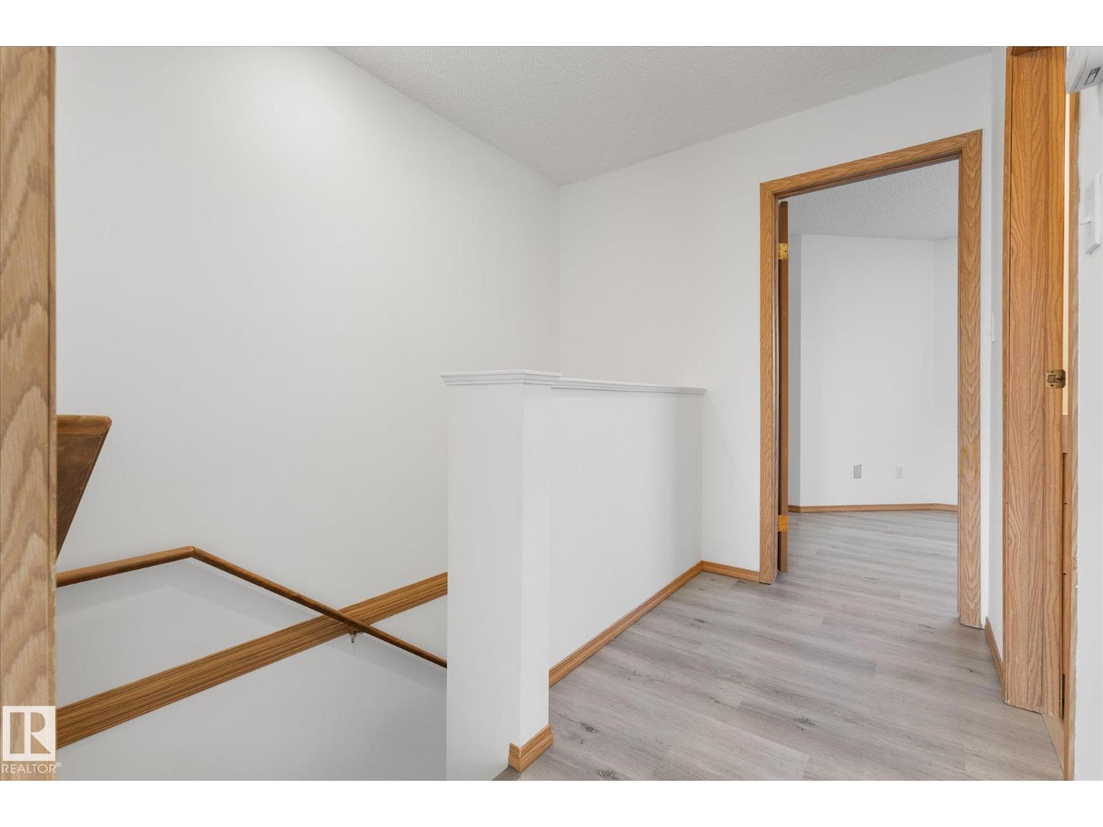 #805 610 KING ST - 17