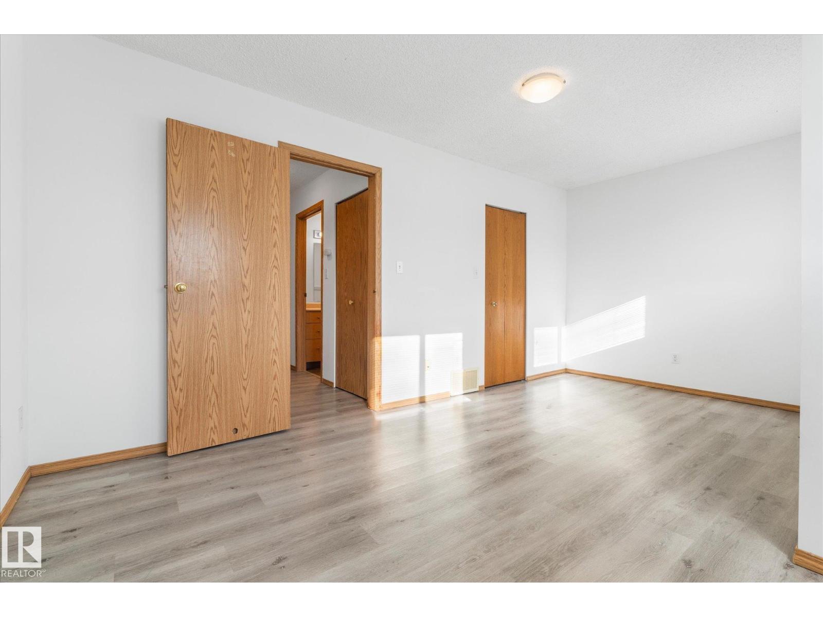 #805 610 KING ST - 21