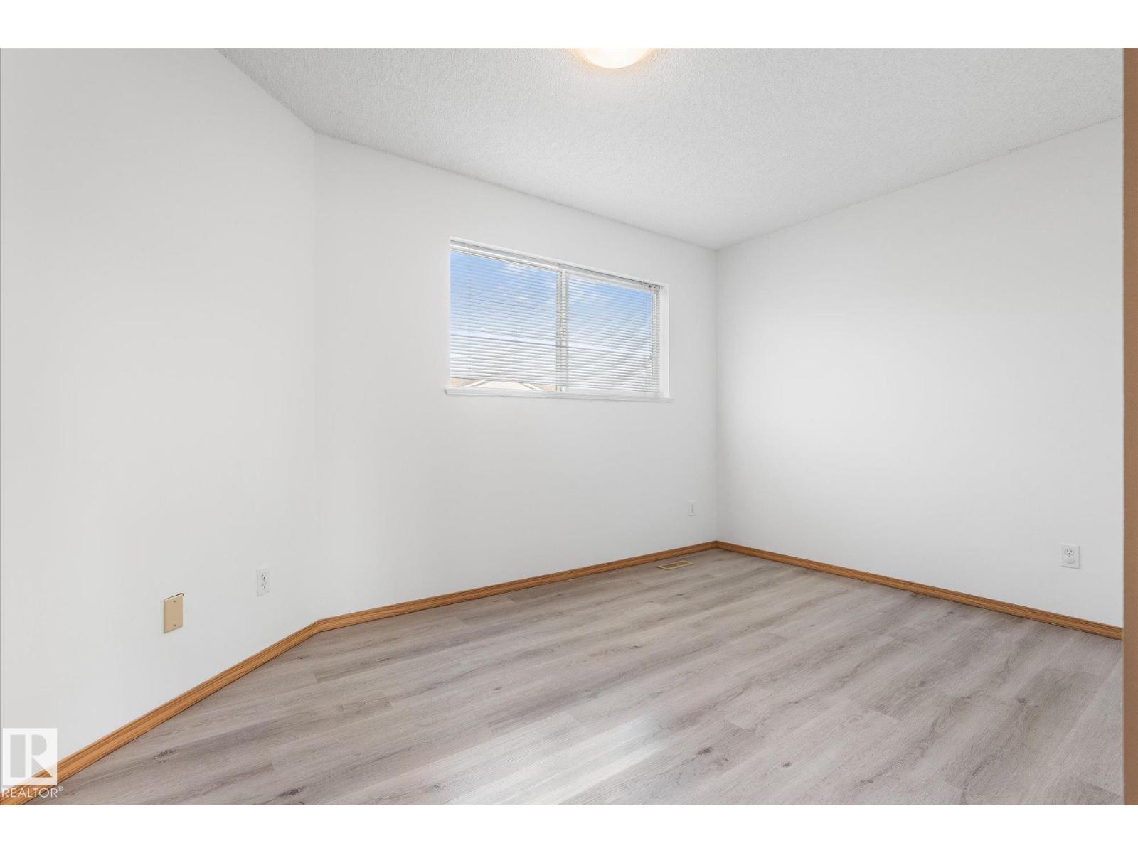 #805 610 KING ST - 23