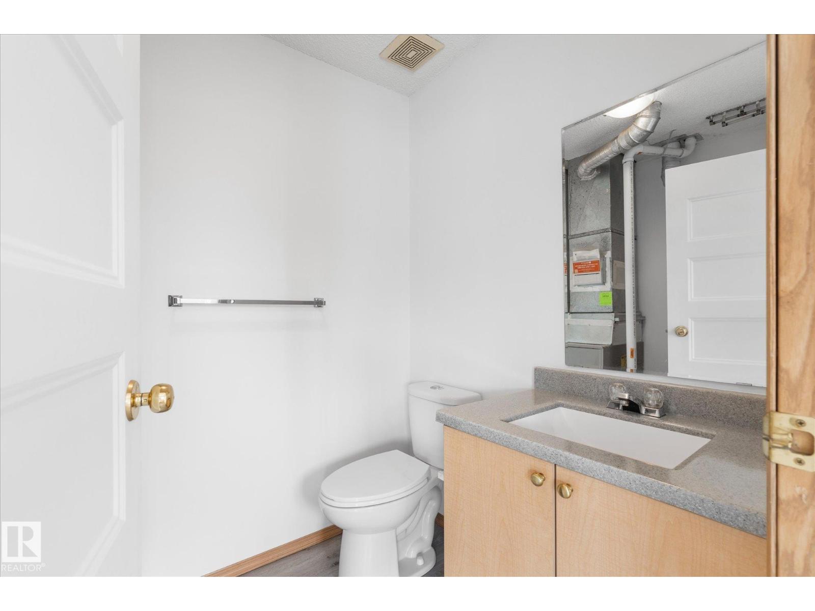 #805 610 KING ST - 27