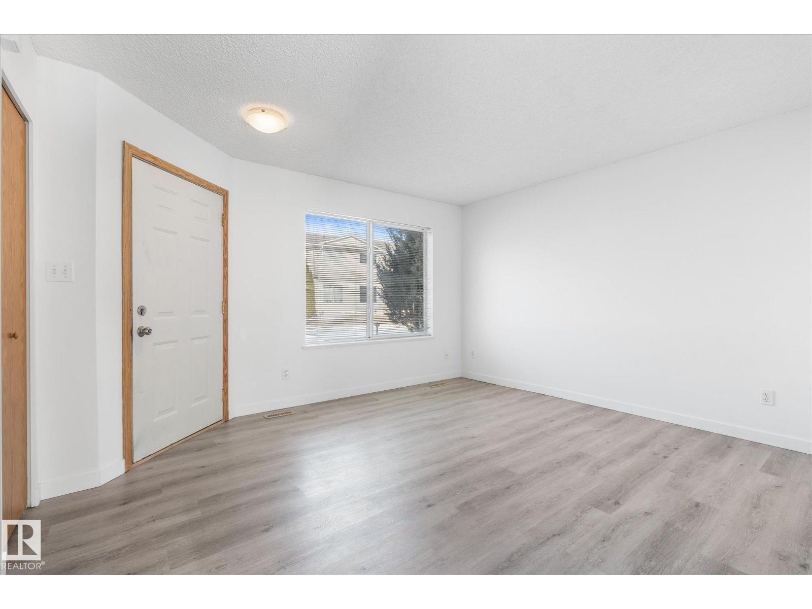 #805 610 KING ST - 7