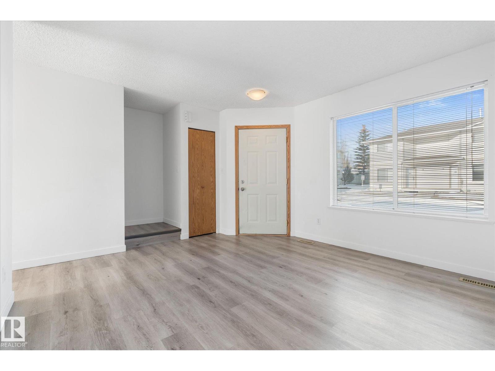 #805 610 KING ST - 8
