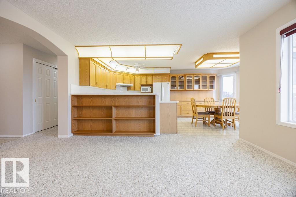 #302 69 Crystal LN, Sherwood Park