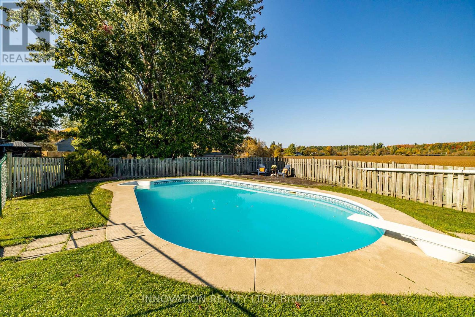 100 CANYON DRIVE - 35