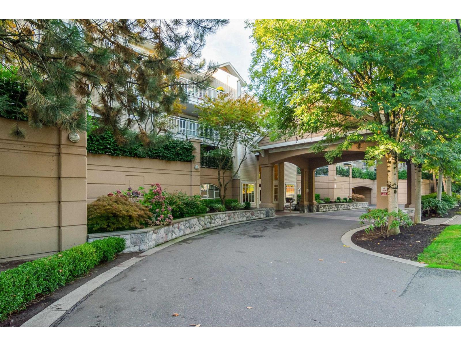 213 19750 64 Avenue - photo 2