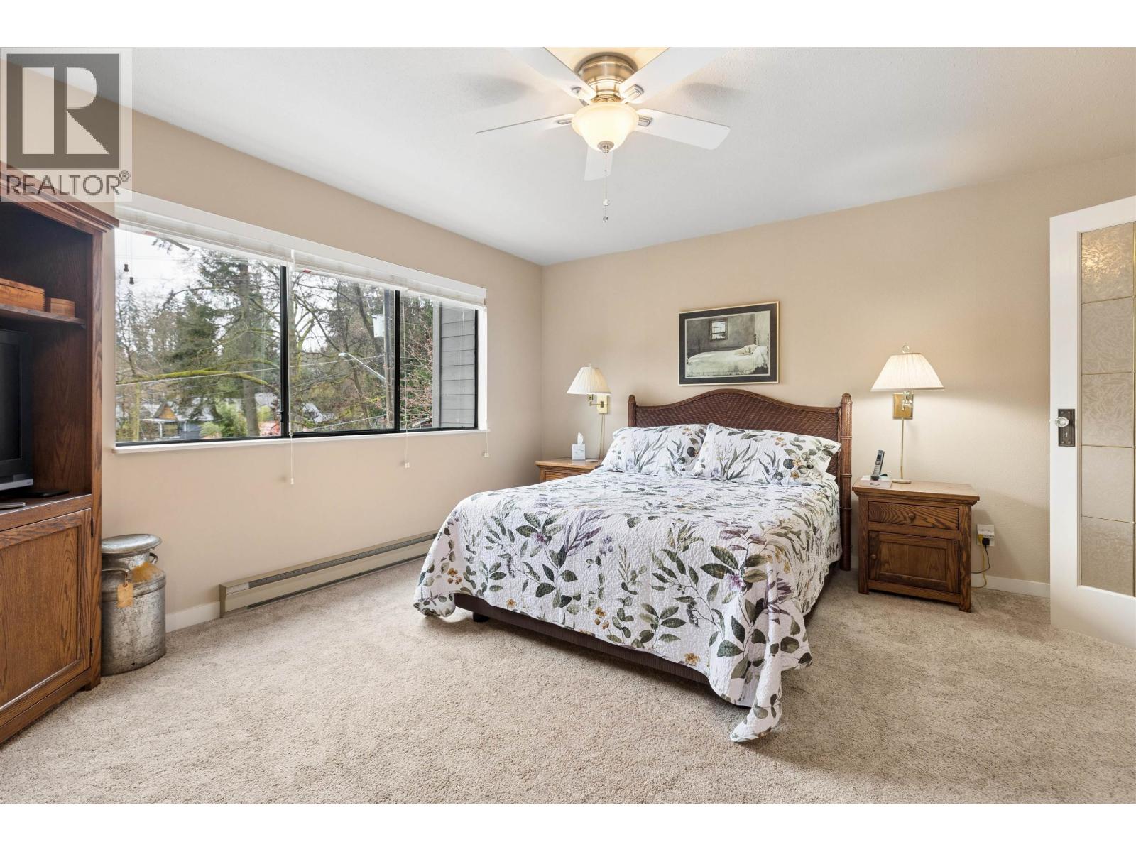 4306 NAUGHTON AVENUE, North Vancouver