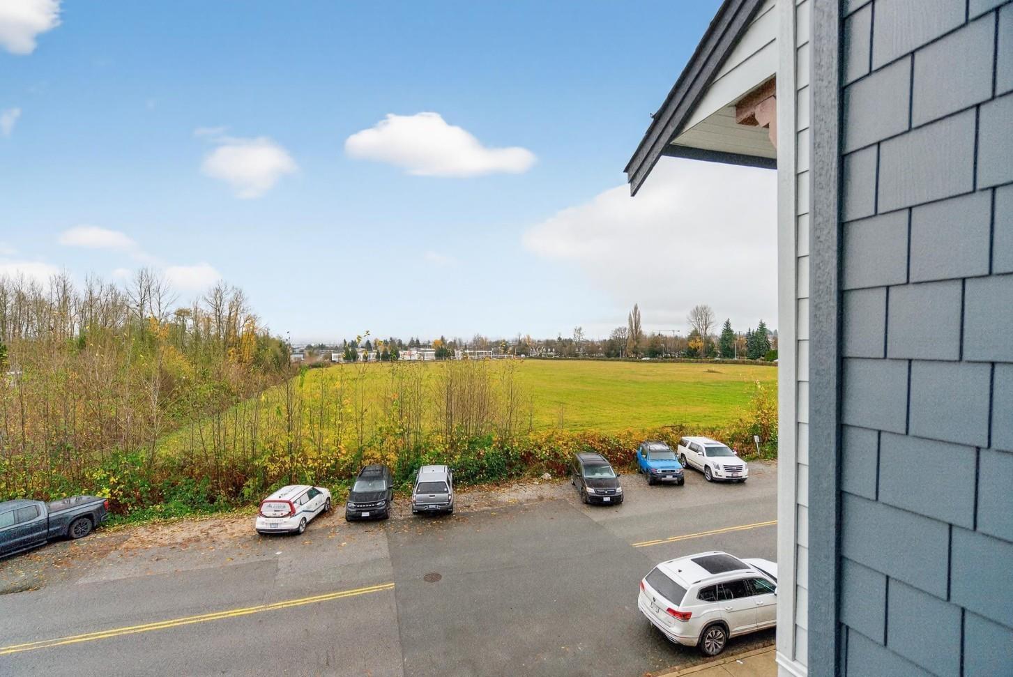 201 20081 68 AVENUE, Langley