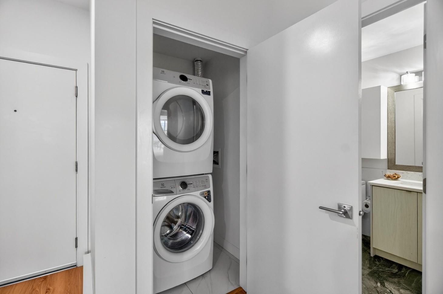 201 20081 68 AVENUE, Langley