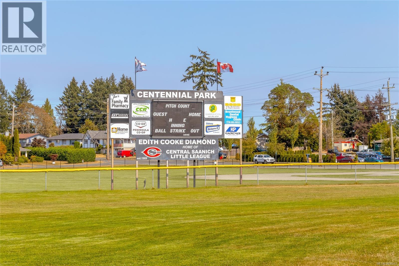1894 SEABOARD CRES - 42