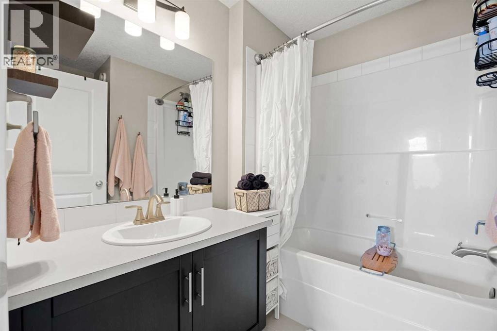 Single Family House for Sale in  Nolanfield Road NW Nolan Hill Calgary 