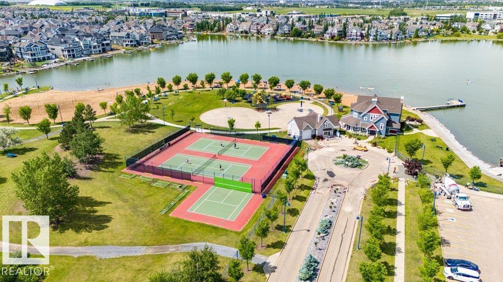 #41 8304 11 AV SW, Edmonton