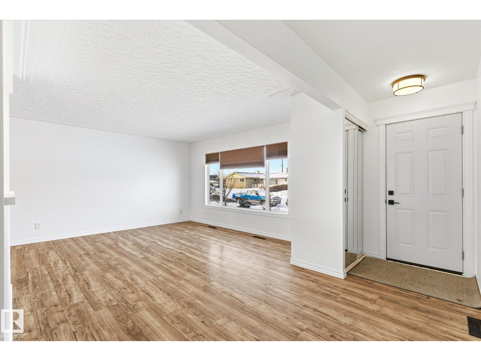 12823 81 ST NW, Edmonton