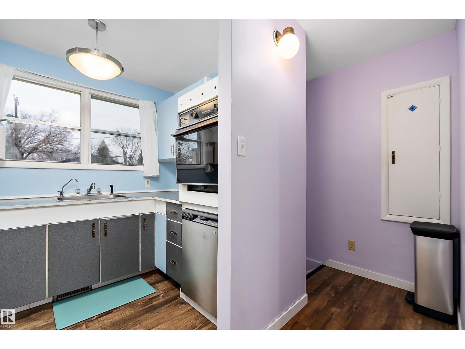 7720 85 AV NW, Edmonton