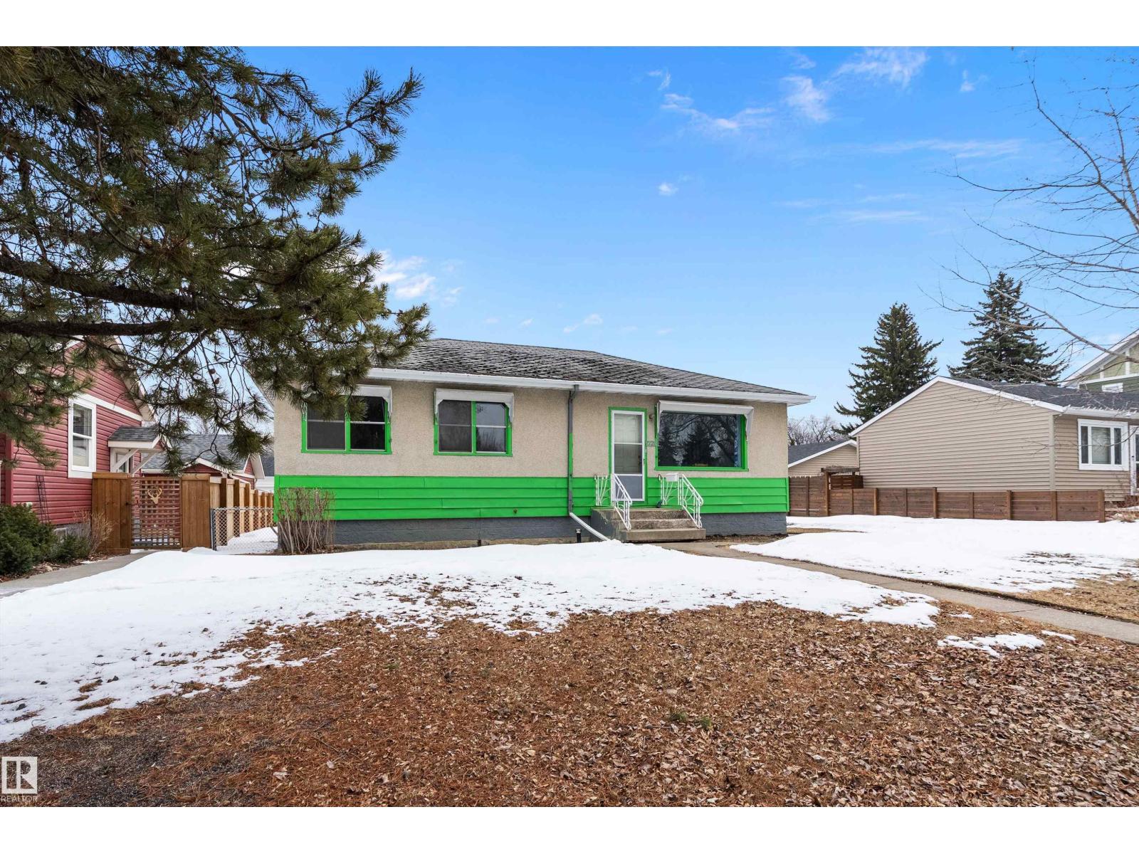 7720 85 AV NW, Edmonton