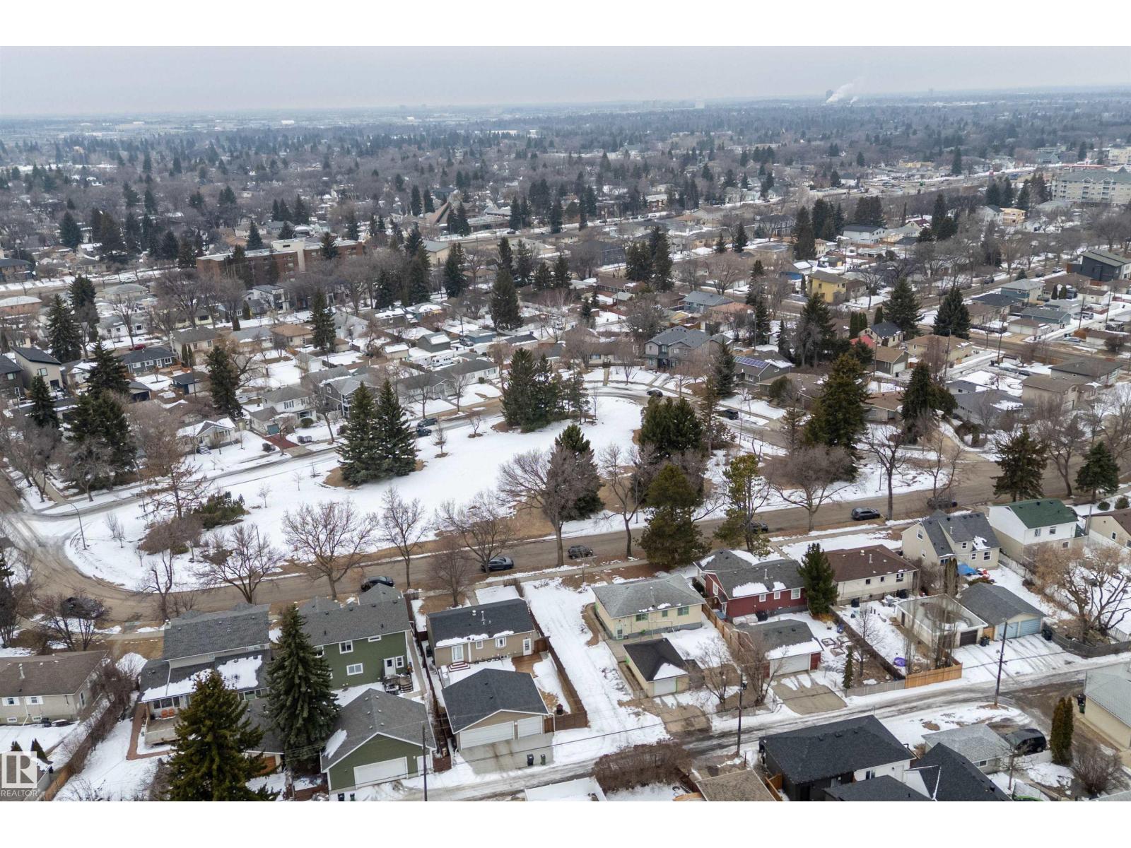 7720 85 AV NW, Edmonton