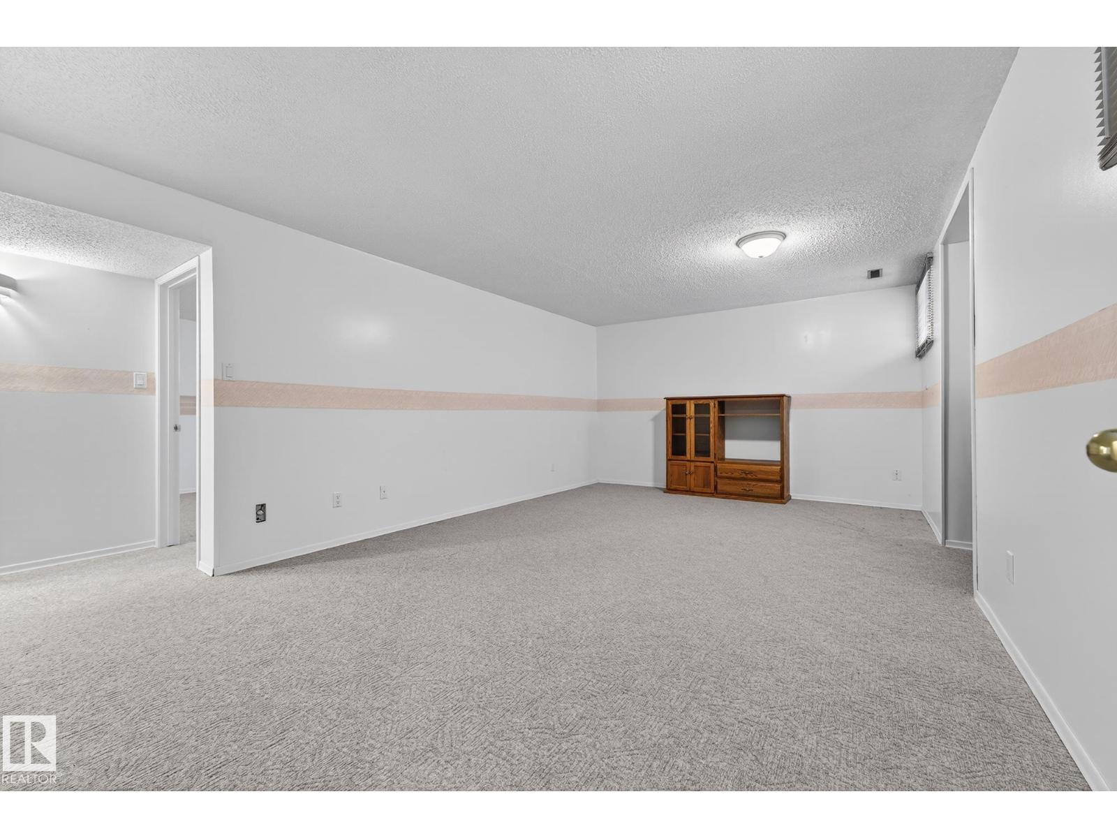 156 OEMING RD NW, Edmonton