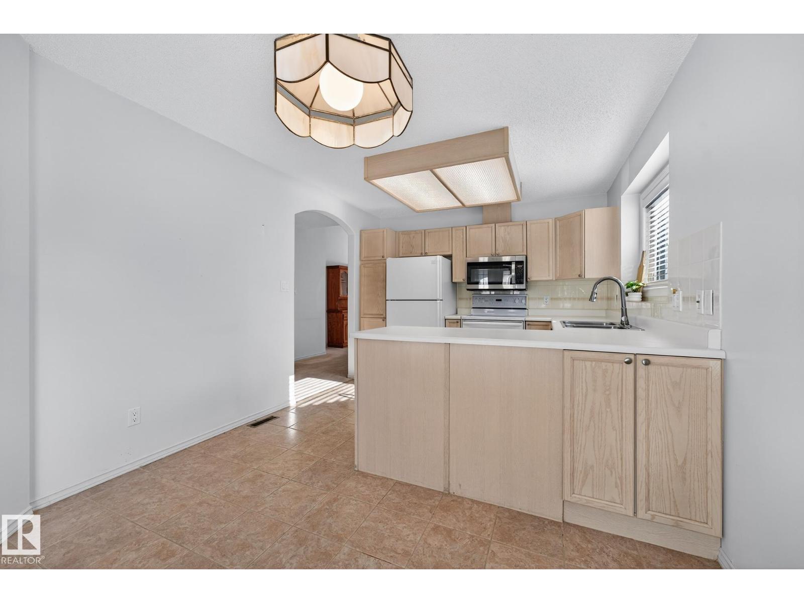 156 OEMING RD NW, Edmonton