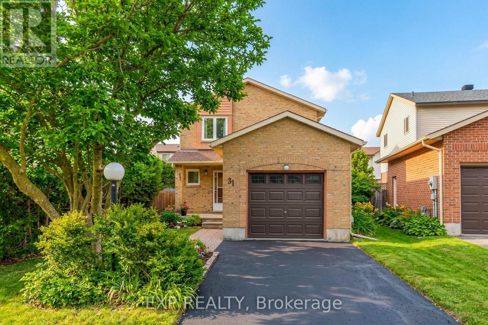 31 COOLSPRING CRESCENT, Ottawa, Ontario