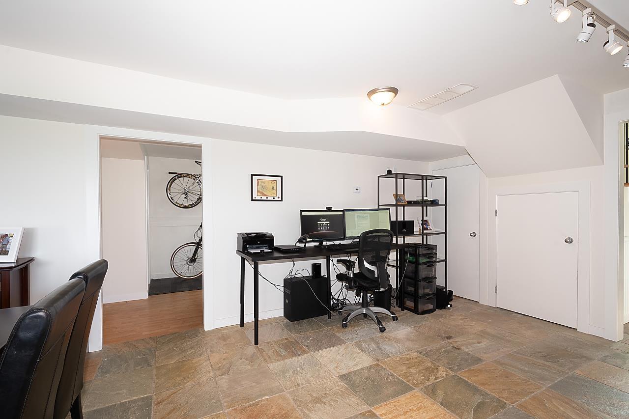 2842 BAYVIEW STREET, Surrey