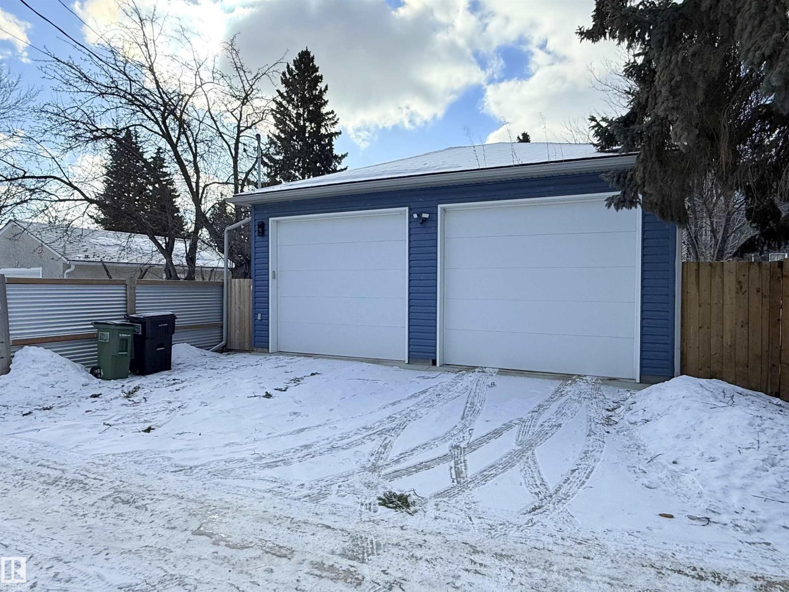 10506 68 AV NW, Edmonton