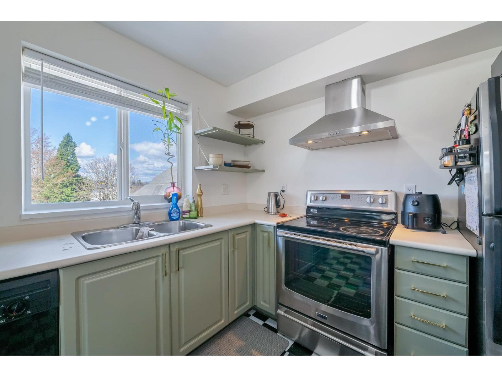 407 33407 TESSARO CRESCENT, Abbotsford