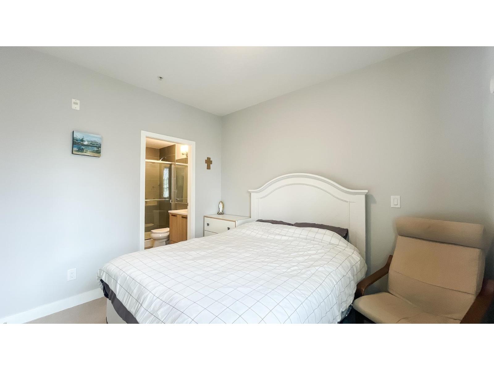 207 10455 154 STREET, Surrey