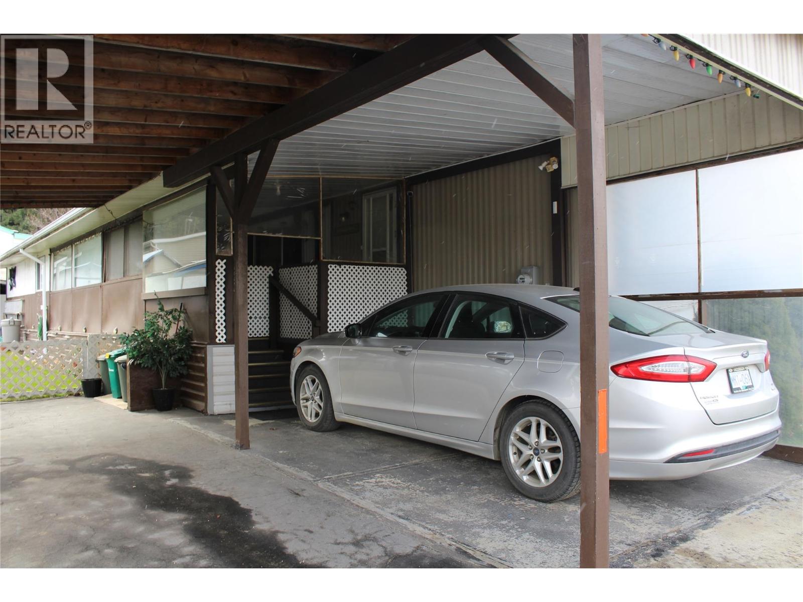  5280 69 Avenue Northeast, Salmon Arm