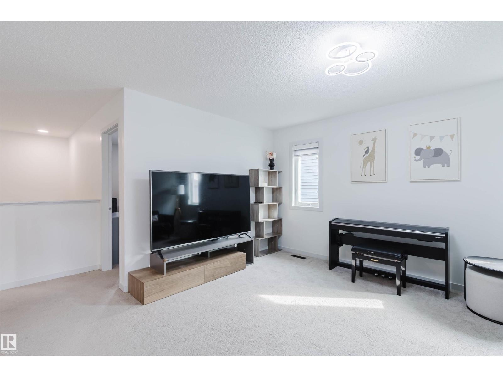 9914 225A ST NW, Edmonton