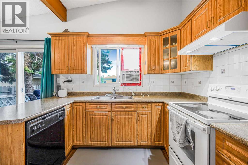 Single Family House 4 Level for Sale in  Maryvale Drive NE Marlborough Calgary 